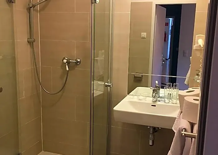 Готель - Restaurant Valley Rose 3*